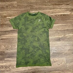 Gymshark Green Camo Seamless Training Tee | Men’s Small